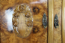 将图片加载到图库查看器,Armoire Art Déco par les Ateliers Gauthier-Poinsignon en noyer, circa 1920-1930