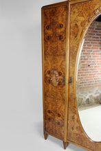 将图片加载到图库查看器,Armoire Art Déco par les Ateliers Gauthier-Poinsignon en noyer, circa 1920-1930