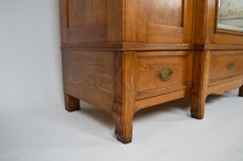 将图片加载到图库查看器,Armoire Art Nouveau en chêne massif sculpté, France, circa 1910