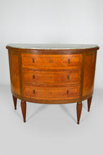 将图片加载到图库查看器,Commode demi-lune marquetée en acajou et marbre, vers 1925