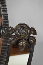 将图片加载到图库查看器,Grand miroir ovale Art Déco en fer forgé, vers 1925