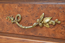 将图片加载到图库查看器,Chambre Art Nouveau sculptée de houx attribuée à Louis Majorelle, vers 1905