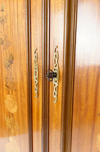 将图片加载到图库查看器,Armoire Art Nouveau marquetée en acajou, France, circa 1900