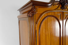 将图片加载到图库查看器,Armoire Art Nouveau marquetée en acajou, France, circa 1900