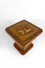 Charger l'image dans la galerie, Table de jeu Art Déco en bois marqueté, circa 1925