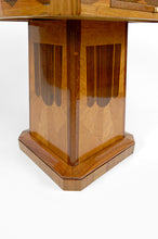 Charger l'image dans la galerie, Table de jeu Art Déco en bois marqueté, circa 1925