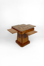 Charger l'image dans la galerie, Table de jeu Art Déco en bois marqueté, circa 1925