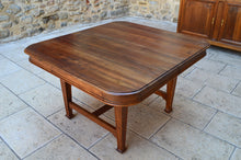 将图片加载到图库查看器,Buffet + Table Art Nouveau en noyer sculpté, circa 1900