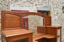 将图片加载到图库查看器,Buffet Art Nouveau en chêne sculpté de vigne, par Gauthier-Poinsignon