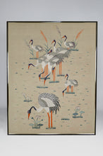 将图片加载到图库查看器,Tapisserie encadrée en soie brodée, Vietnam, vers 1930