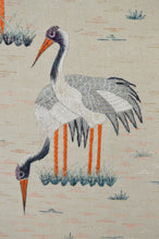 将图片加载到图库查看器,Tapisserie encadrée en soie brodée, Vietnam, vers 1930