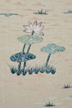 将图片加载到图库查看器,Tapisserie encadrée en soie brodée, Vietnam, vers 1930