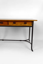 将图片加载到图库查看器,Bureau moderniste en merisier et fer forgé, circa 1980