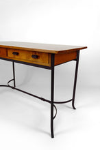 将图片加载到图库查看器,Bureau moderniste en merisier et fer forgé, circa 1980
