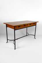 将图片加载到图库查看器,Bureau moderniste en merisier et fer forgé, circa 1980