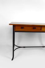 将图片加载到图库查看器,Bureau moderniste en merisier et fer forgé, circa 1980