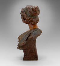 将图片加载到图库查看器,Buste de Judith en terre cuite par Ricardo Aurilli, circa 1900-1910