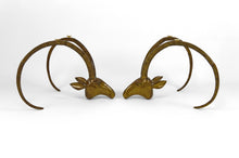 将图片加载到图库查看器,Table basse aux mouflons par Alain Chervet, circa 1970