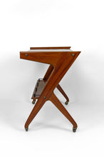 将图片加载到图库查看器,Desserte roulante en teck, Mid-century Modern, Italie, circa 1950