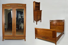 将图片加载到图库查看器,Chambre Art Nouveau par Mathieu Gallerey en acajou, modèle aux Clématites