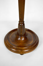 将图片加载到图库查看器,Lampadaire Art Deco en bois sculpté et opaline, France, circa 1925
