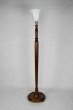 将图片加载到图库查看器,Lampadaire Art Deco en bois sculpté et opaline, France, circa 1925