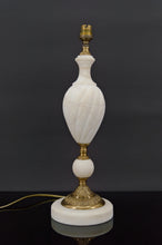 将图片加载到图库查看器,Lampe blanche style Néoclassique en Albatre et Bronze, Italie, circa 1950