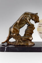 将图片加载到图库查看器,Lampe veilleuse Art Déco au félin, circa 1930
