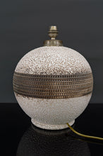 将图片加载到图库查看器,Lampe ronde en céramique style Besnard, circa 1930