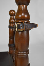 将图片加载到图库查看器,Chaise basse Moderniste en bois et cuir