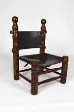 将图片加载到图库查看器,Chaise basse Moderniste en bois et cuir