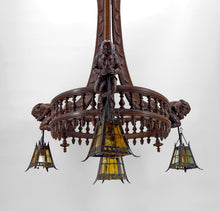 Load image into Gallery viewer, Lustre néo gothique sculpté aux bouffons et lanternes, France, circa 1900