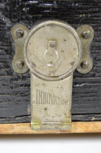 将图片加载到图库查看器,Malle automobile Innovation, années 1920