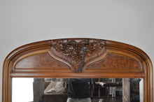 将图片加载到图库查看器,Miroir trumeau Art Nouveau sculpté de vigne, en noyer et loupe