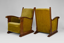 将图片加载到图库查看器,Paire de fauteuils club gothiques en chêne sculpté, vers 1900