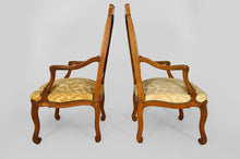 将图片加载到图库查看器,Paire de fauteuils style Louis XV en chêne sculpté
