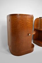 将图片加载到图库查看器,Paire de chevets Art Déco Moderniste en acajou, France, circa 1930
