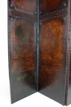 将图片加载到图库查看器,Paravent ancien en cuir patiné, vers 1900