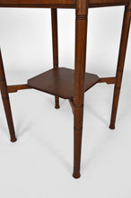 将图片加载到图库查看器,Gueridon Arts & Crafts en chêne et laiton, XIXe