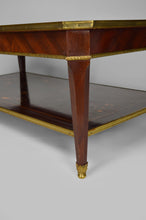 将图片加载到图库查看器,Table basse néo-classique en acajou marqueté, France, XXe