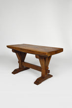 Charger l'image dans la galerie, Table basse / petit banc rustique type monastère en chêne