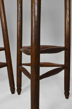 将图片加载到图库查看器,Lot de 4 tabourets de bar dans le style de Charlotte Perriand, Mid-Century, France
