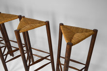 将图片加载到图库查看器,Lot de 4 tabourets de bar dans le style de Charlotte Perriand, Mid-Century, France