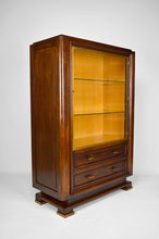 将图片加载到图库查看器,Vitrine Art Déco Moderniste en noyer, France, circa 1930