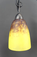 Charger l&#39;image dans la galerie, Importante Lampe Bicéphale en Fer Forgé par Schneider, France, Art Deco, Circa 1920
