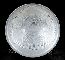 Загрузить изображение в средство просмотра галереи, Lampe de table Art Déco en bronze nickelé et verrerie Schneider "Libellules" – France, vers 1930
