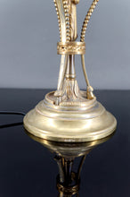 Cargar imagen en el visor de la galería, Lampe Néoclassique, Oeuf d’Autruche &amp; Monture Athénienne Animalière en Bronze, France, Circa 1900
