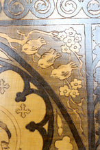 Charger l&#39;image dans la galerie, Tableau / Pyrogravure, Thème Religieux: St François Parlant aux Oiseaux, Art Nouveau Gothique, Début XXe
