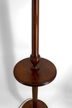 Загрузить изображение в средство просмотра галереи, Lampadaire Art Déco authentique en noyer sculpté &amp; abat-jour vitrail style Tiffany, vers 1920
