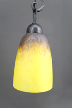 Charger l&#39;image dans la galerie, Importante Lampe Bicéphale en Fer Forgé par Schneider, France, Art Deco, Circa 1920
